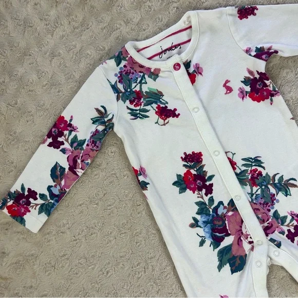 Joules Footed Sleeper Size 3-6 Months Baby Girl White Floral - Picture 2 of 6